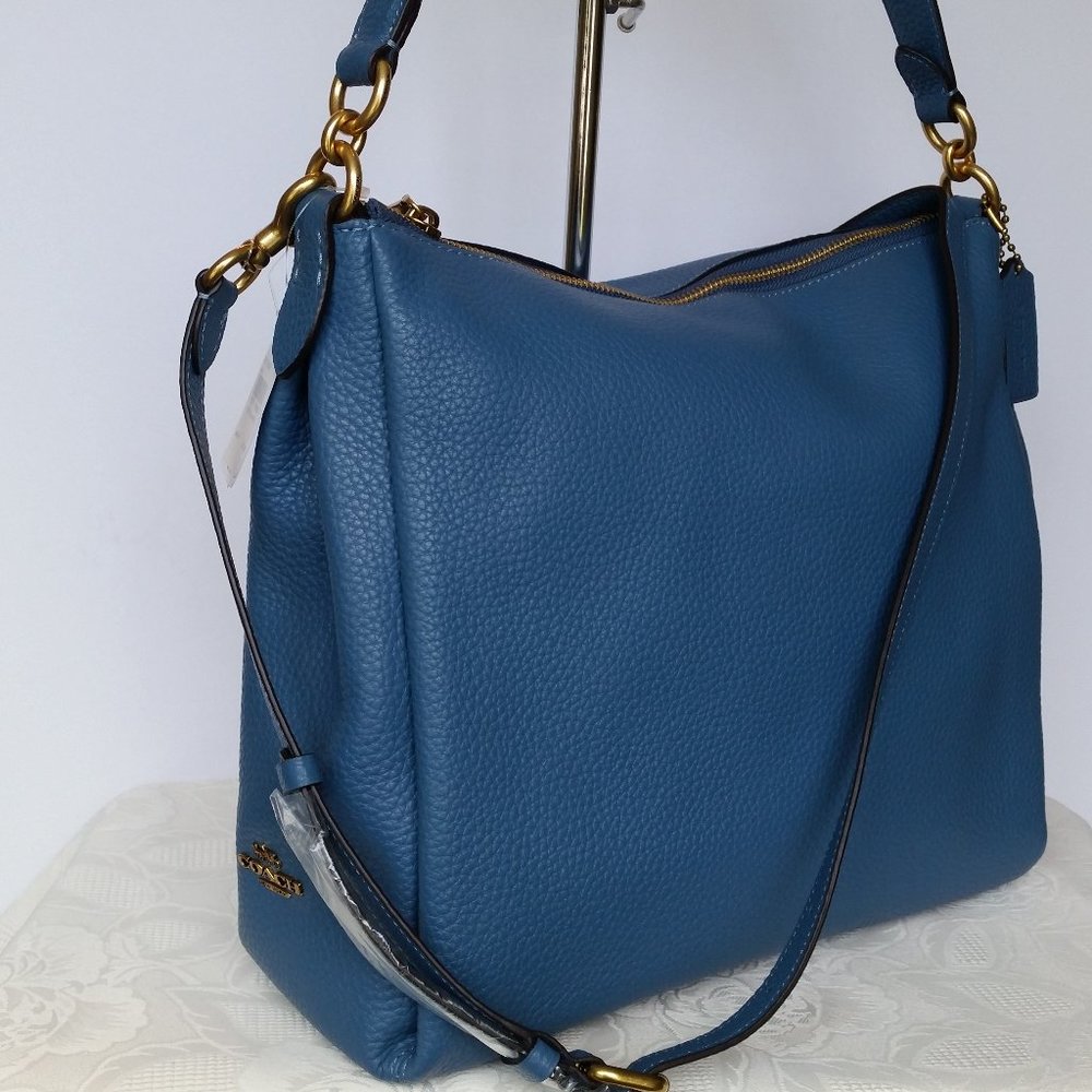 COACH Shay Leather Shoulder Bag - Lake color >>SOLD OUT>> - Picture 3 of 14